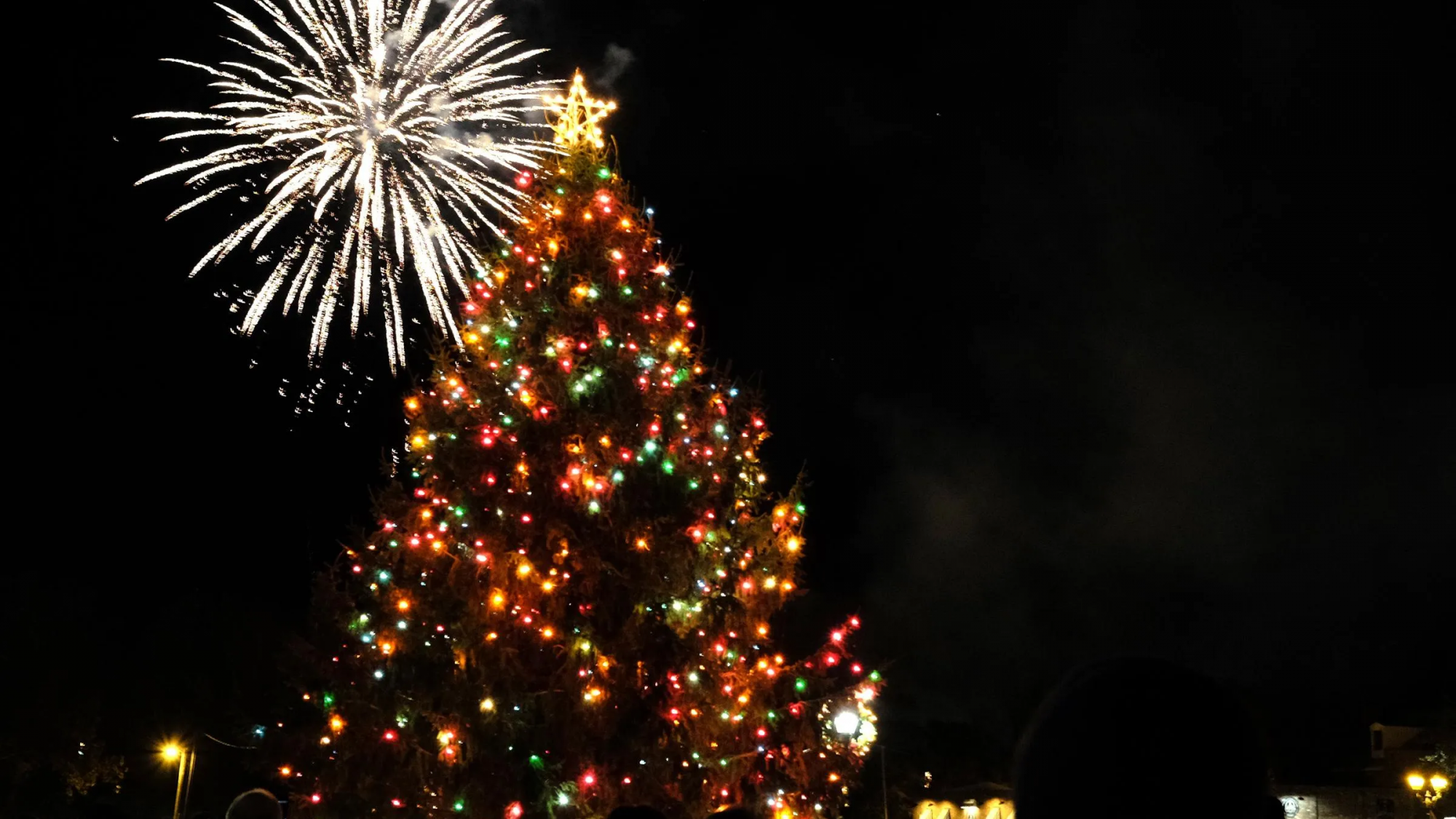 Augusta Christmas Tree LightUp.png